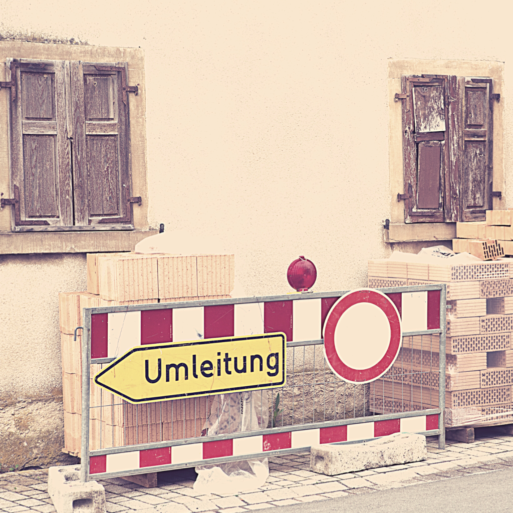 detour sign in German